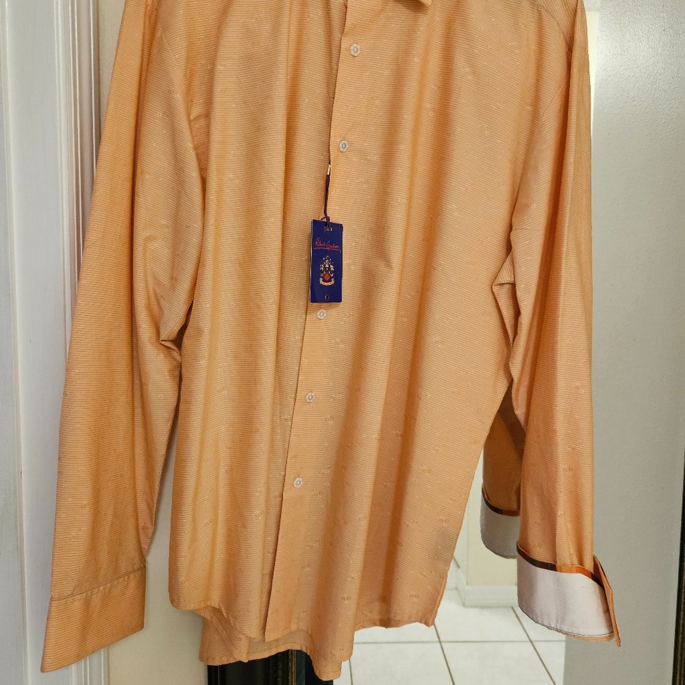 ROBERT GRAHAM  SIZE XL LONG SLEEVE